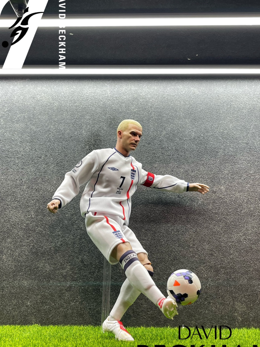 CR7 스튜디오 잉글랜드 삭발 빡빡이 헤어 1/6 데이비드 베컴 축구피규어