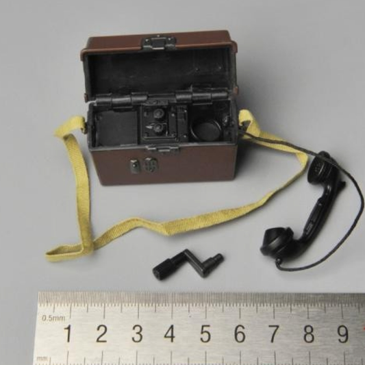 ZYTOYS ZY2014 WWII 독일군 M33 필드폰 무전기 루즈 1/6