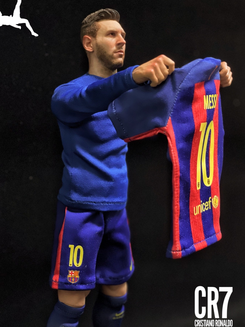 CR7 스튜디오 FC 바르셀로나 1/6 리오넬 메시 유니폼 세레머니 축구피규어