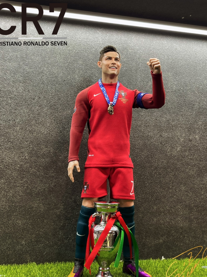 CR7 스튜디오 포르투갈 우승컵 1/6 크리스티아누 호날두 축구피규어