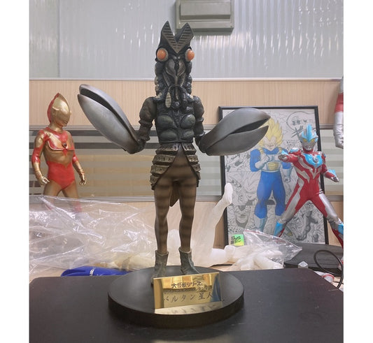 울트라맨 발탄 스태츄 레진피규어