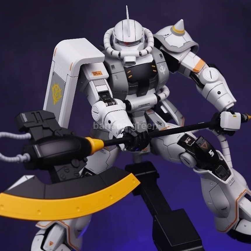 ACE 자쿠 II 화이트 오거 액션 피규어