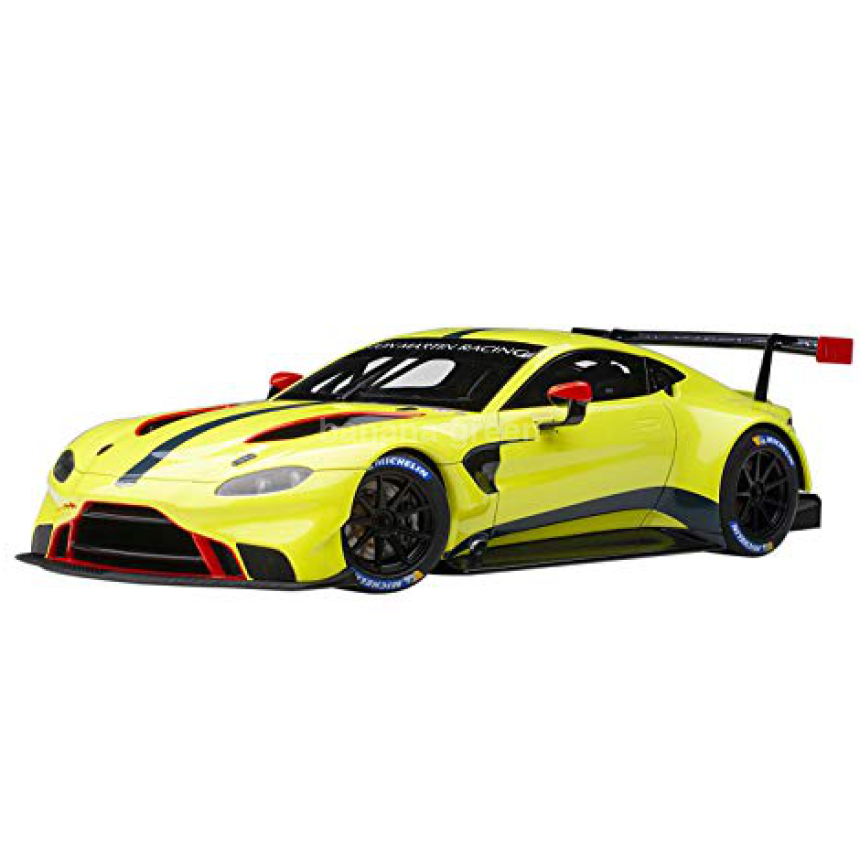 AUTOart 오토아트 1/18 애스턴마틴 밴티지 GTE 2018 프레젠테이션카